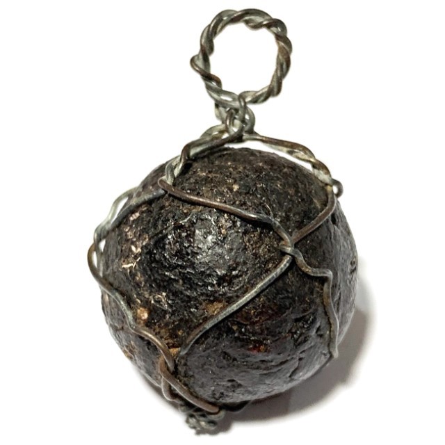 Look Om Yai Ying Mai Ork Nuea Krang Grachao Ngern Early Era With Authenticity Certificate Luang Por Tong Sukh 2470 BE