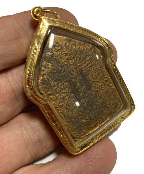 Khun Phaen Prai Kumarn Pim Niyom 2515 BE Block 2 Nuea Wan Plai Dam Takrut Sariga Solid Gold Casing & Authenticity Certificate Free EMS Luang Phu Tim