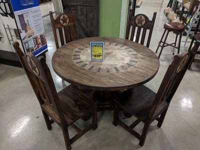 Medio Dining Table with Stone Star Medio Dining Table with Stone Star