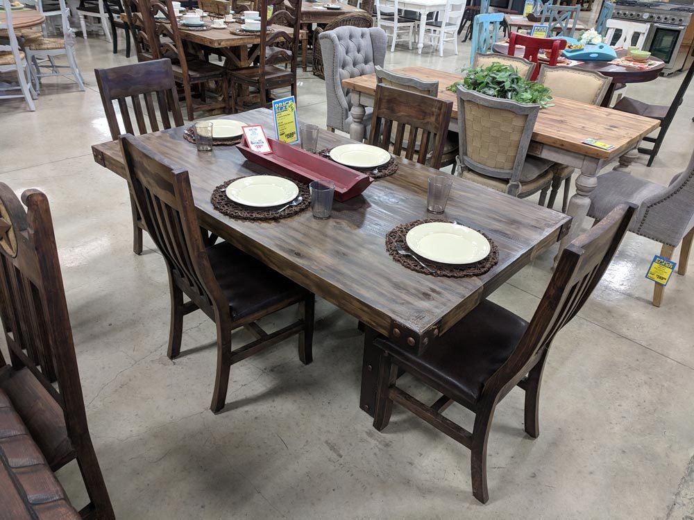 Uptown 6' Dining Set T-525367