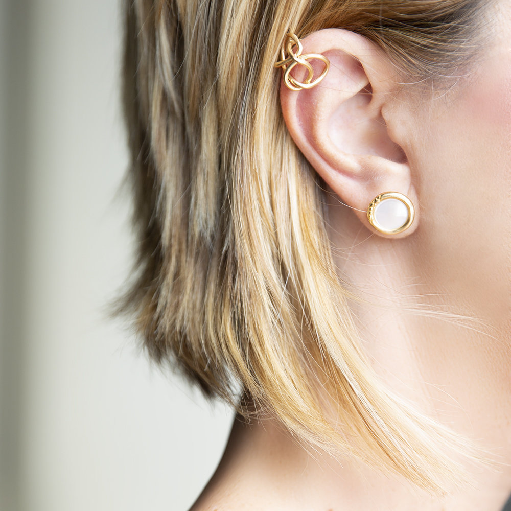 Ear Kuff Knot Light - Giulia Barela Jewelry 00051