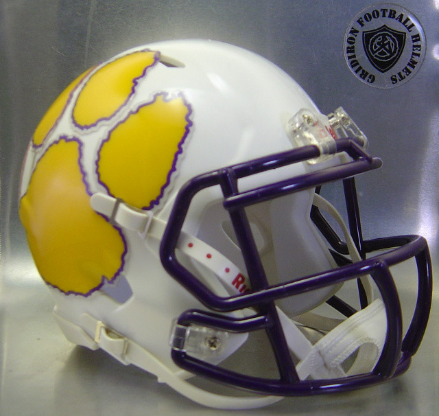 Carrizo Springs Wildcats HS 2016 (TX) (mini-helmet) Carrizo Springs Wildcats HS 2016 (TX) (mini-helmet)