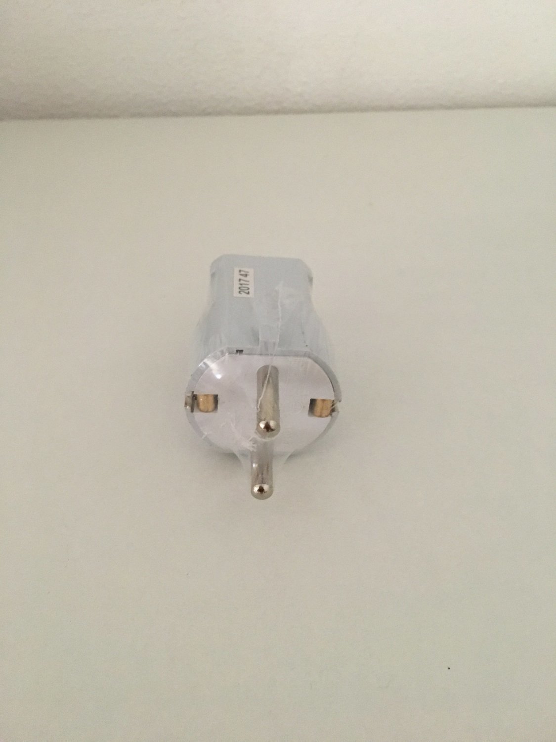 Ficha macho 2p+t 16A BR