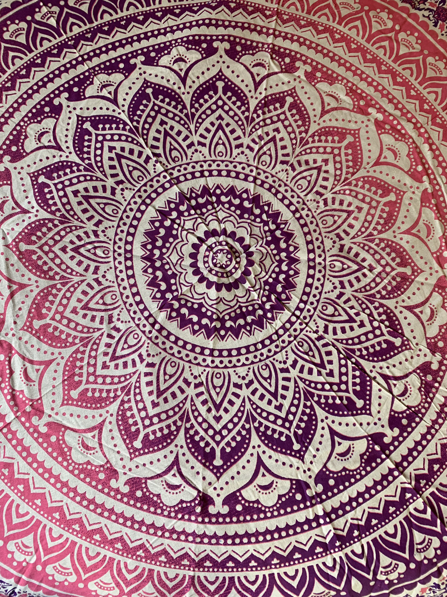 Small Pink Mandala Tapestry 00086
