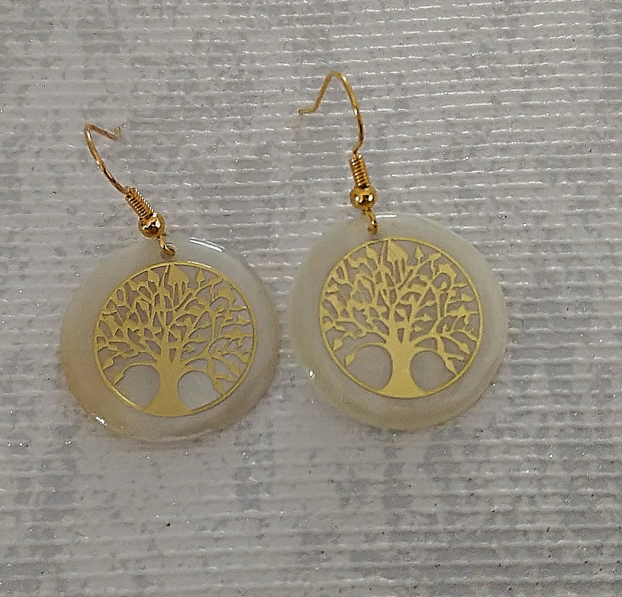 Freshwater Shell Earrings. Gold Plated Ear Wires. Beautiful Boho Earrings. Ideal Gift for Women. Seaside Lover Jewellery. Birthday Gift 00073