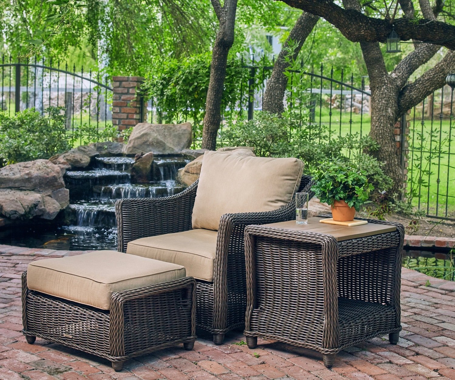 Breeze Wicker Outdoor Patio Furniture
