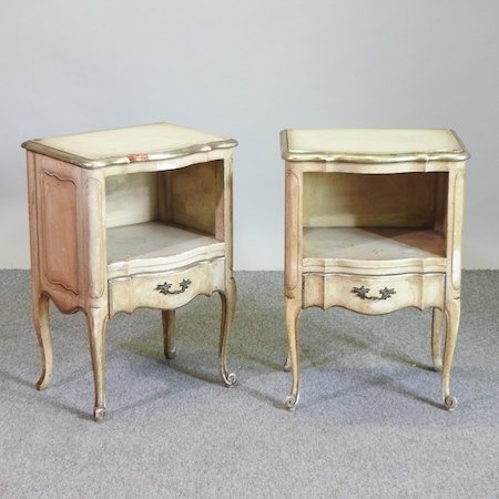 Lot 86 A Pair Of French Style Cream Painted Bedside Cabinets