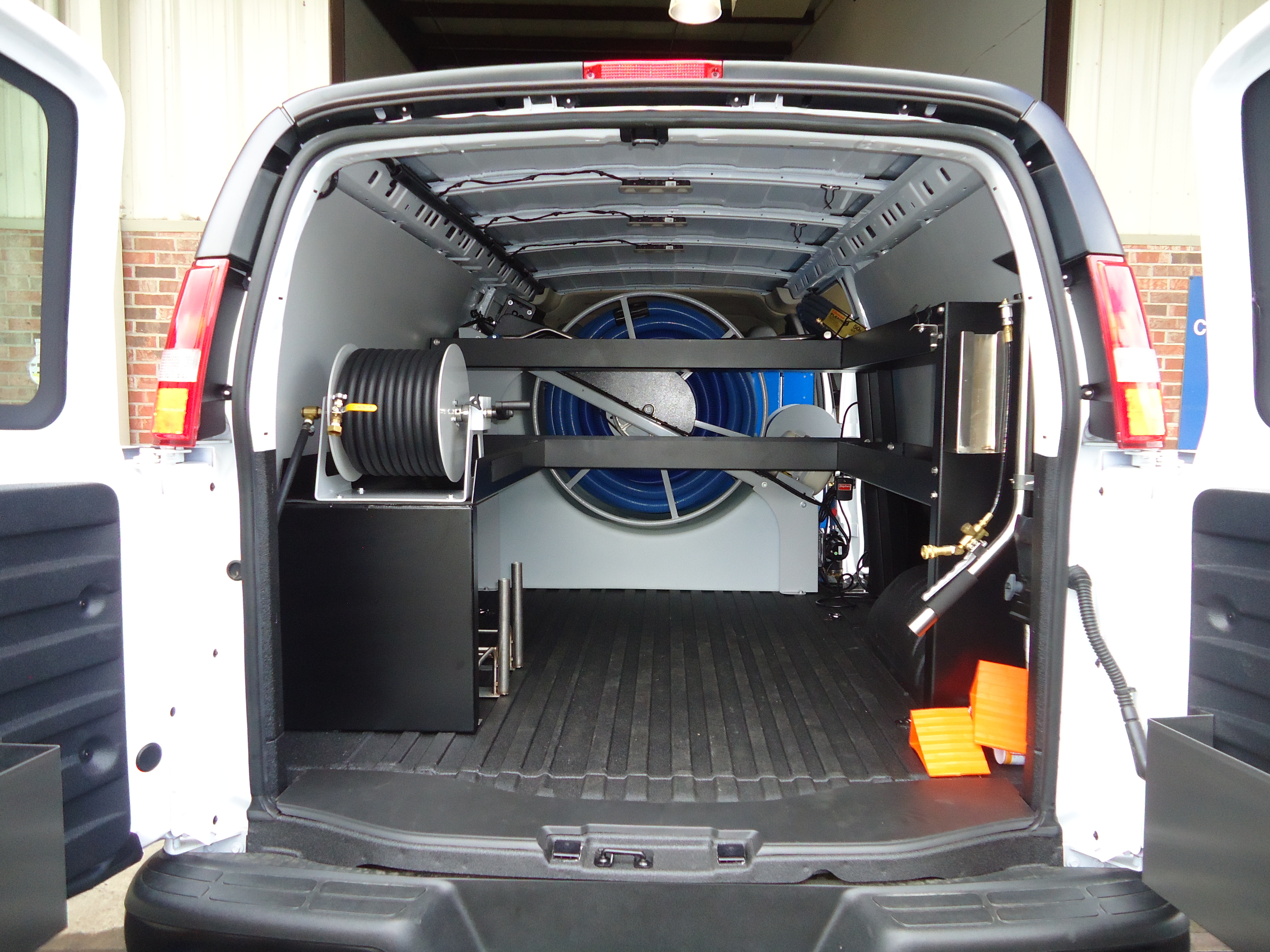 Hydramaster CDS 4.8 - Pro Shelving Kit - Fits Extended Chevy Vans Only