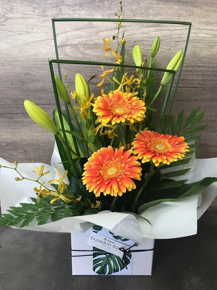 Mixed Box Arrangement Small 00010