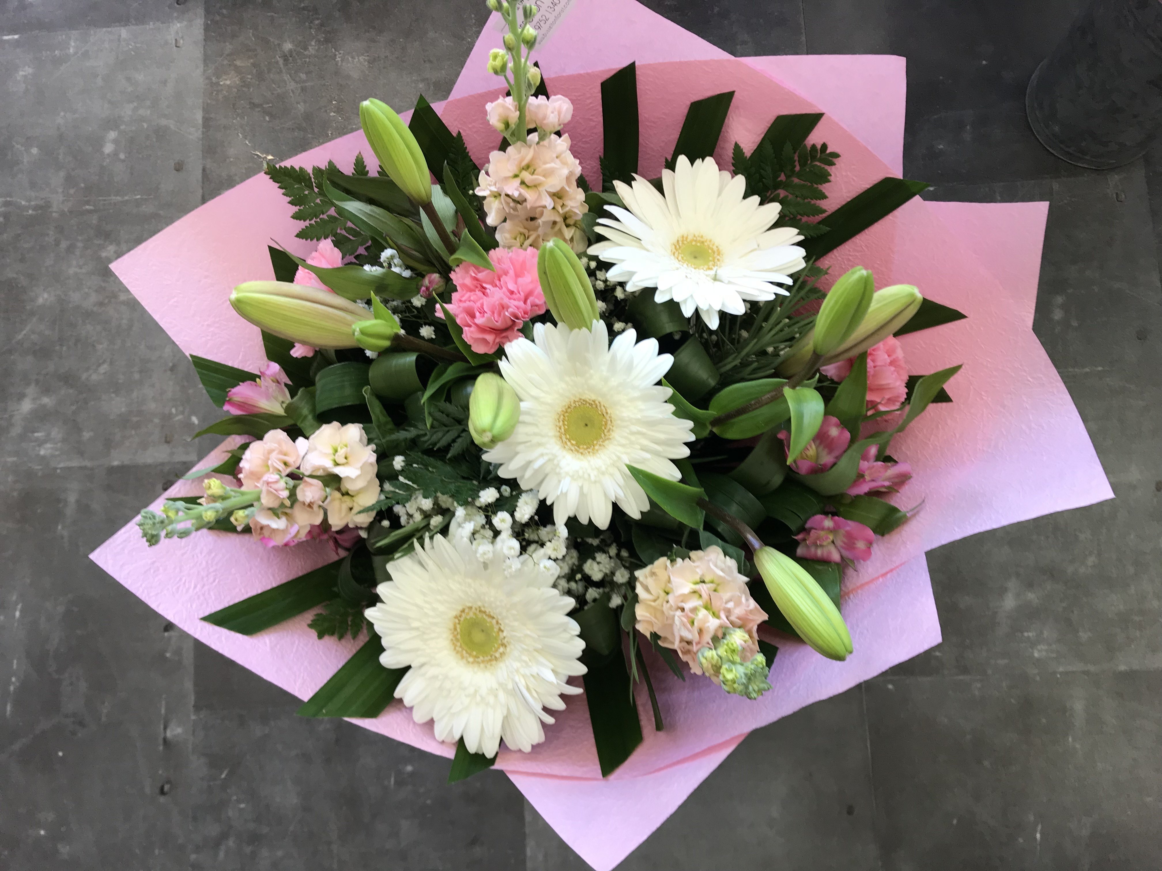 Mixed Bouquet Medium 00031