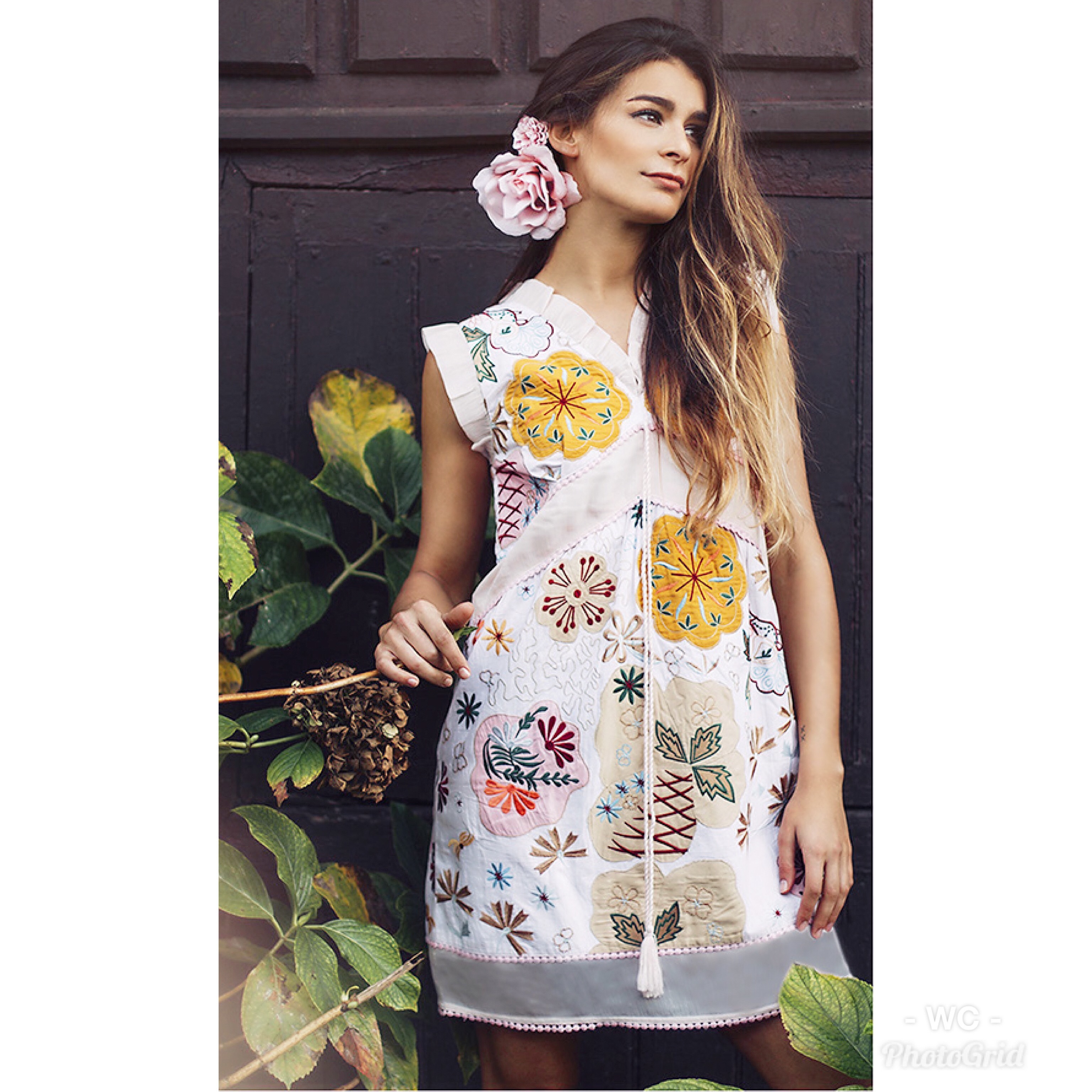 Shoklett: Pale Pink Rose Bouquet Jody Dress/Tunic SHOKLETT_01S19DR