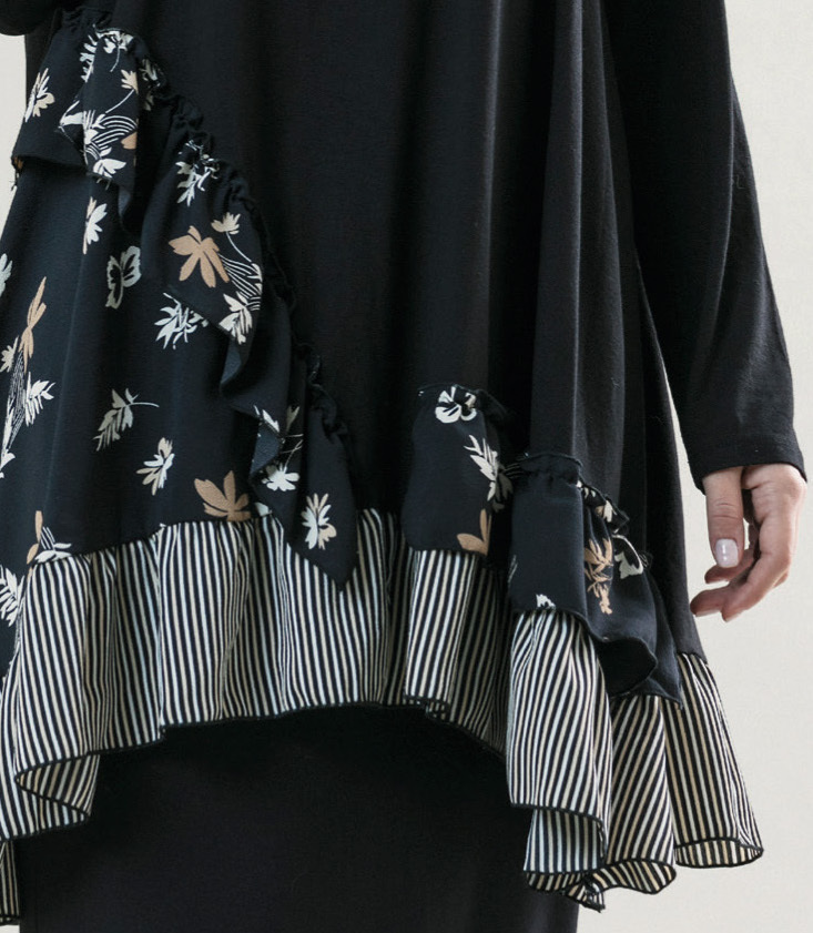 G!oze France: Asymmetrical Bouquet Of Ruffles Contrast Tunic (2 Left!)