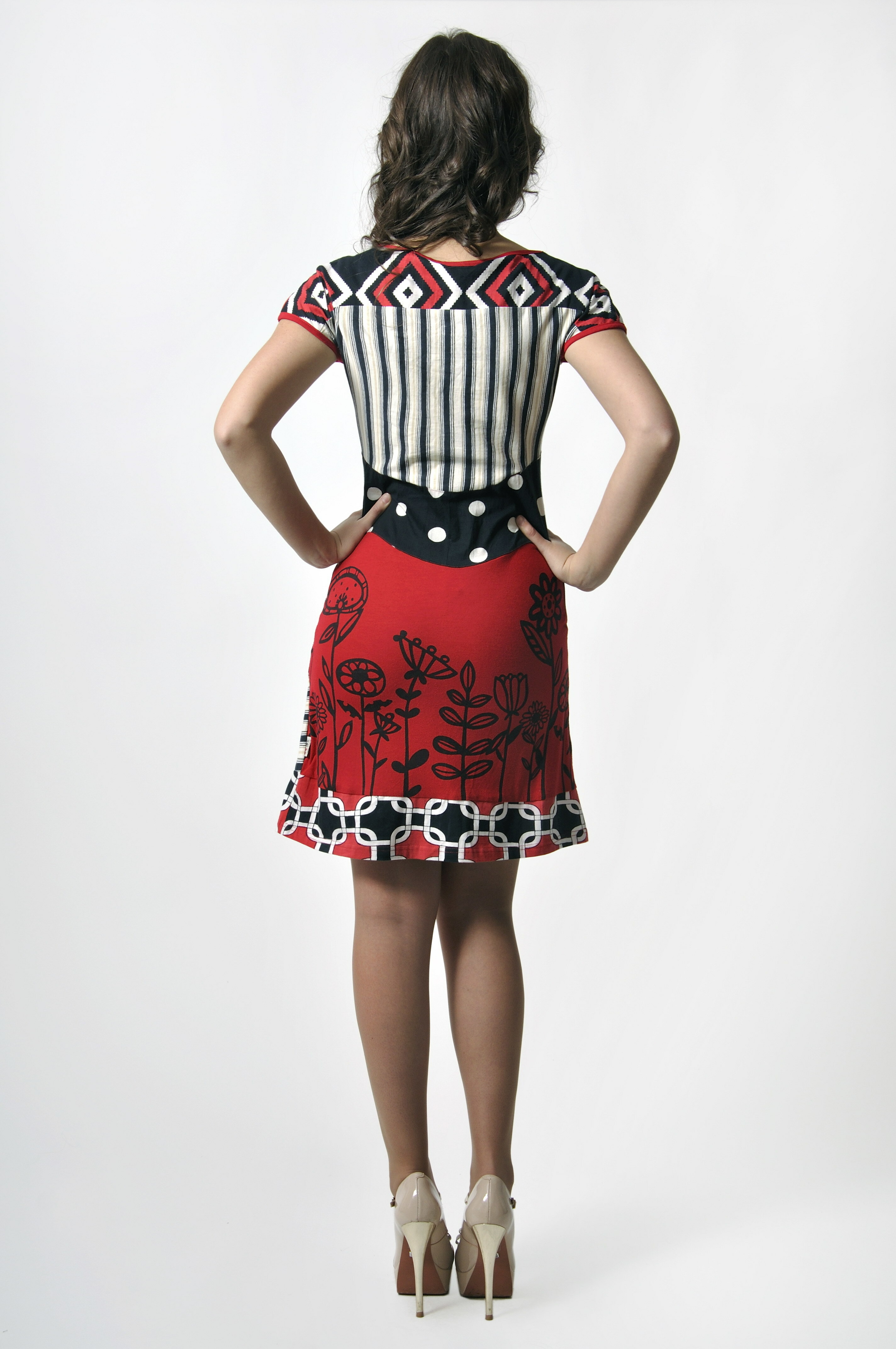 Savage Culture: Enticing Sabine Sundress