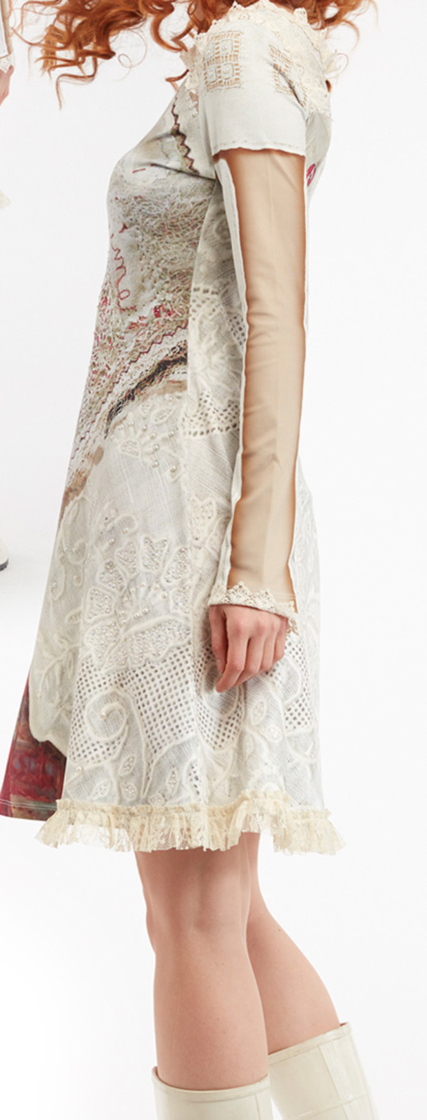 IPNG: Pink Living Room Illusion Flared Dress In Poetic Layers