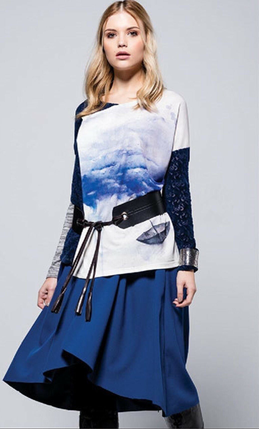Maloka: Liquid Leather Pom Pom Belt