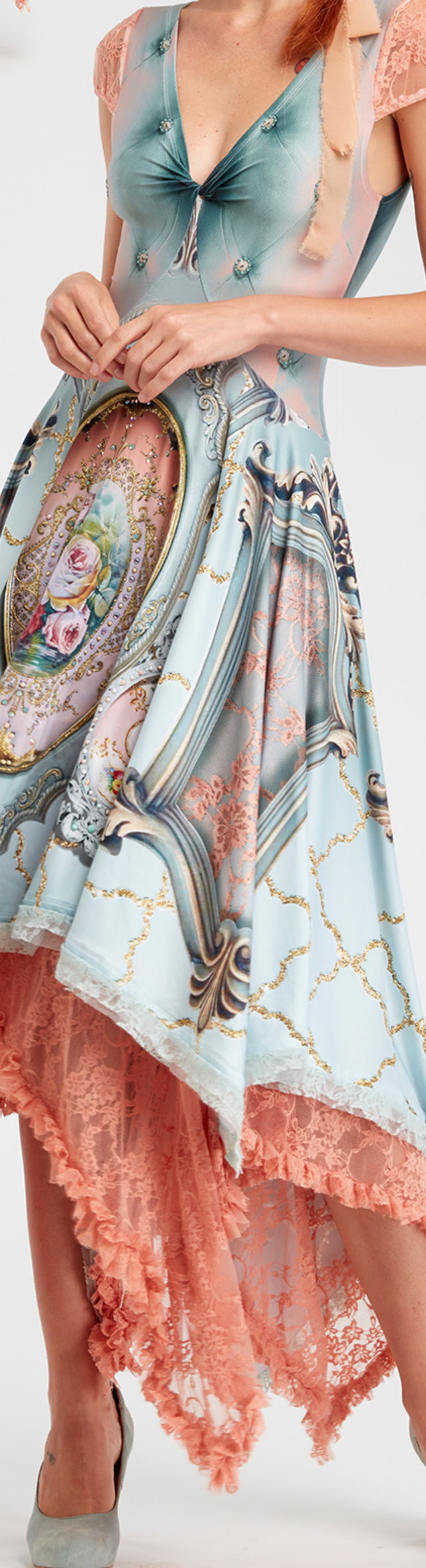 IPNG: Inna Me Rose Reflection Illusion Four Corners Dress