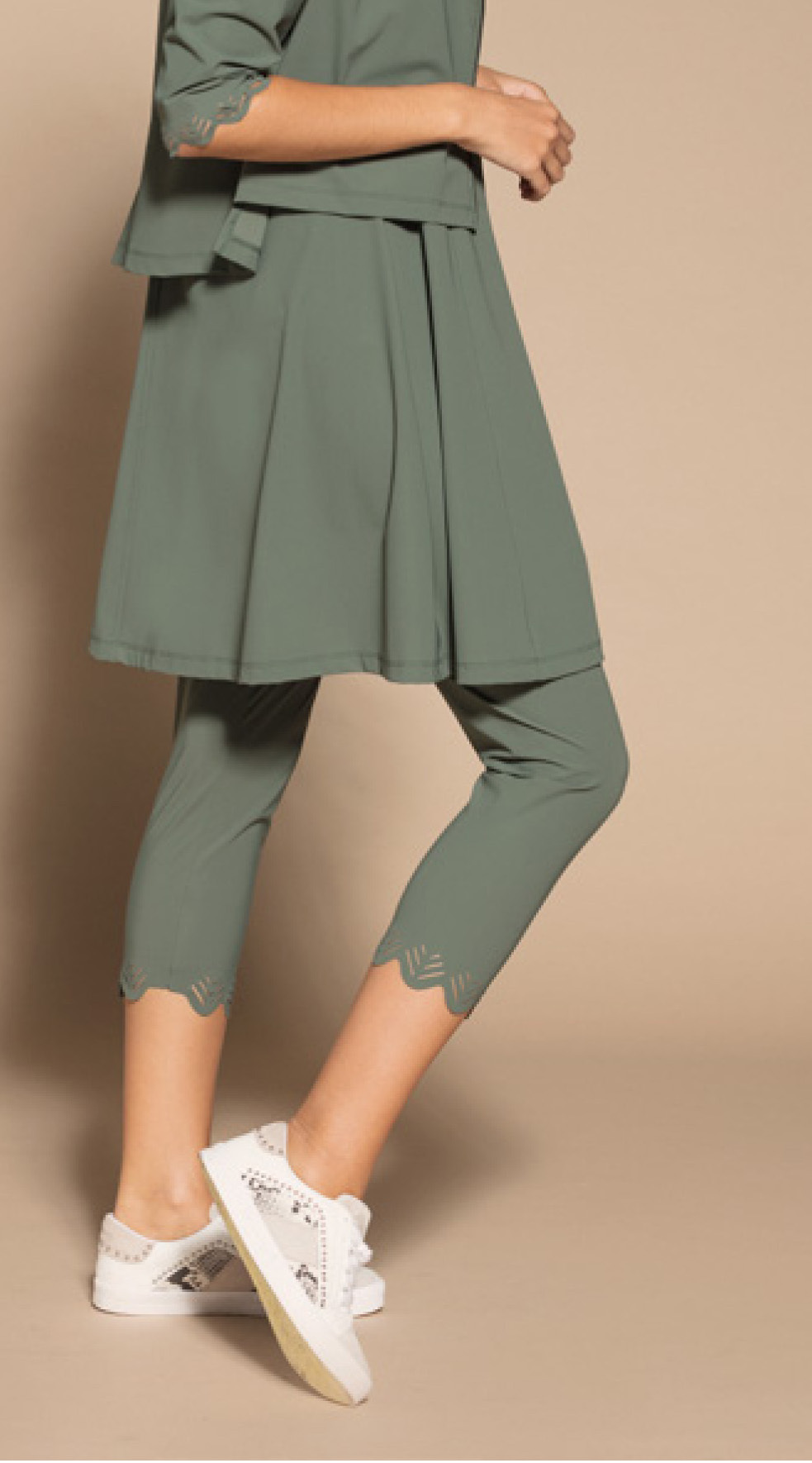 Maloka: Sleek Swirl Cropped Legging (Many Colors!) MK_KELY
