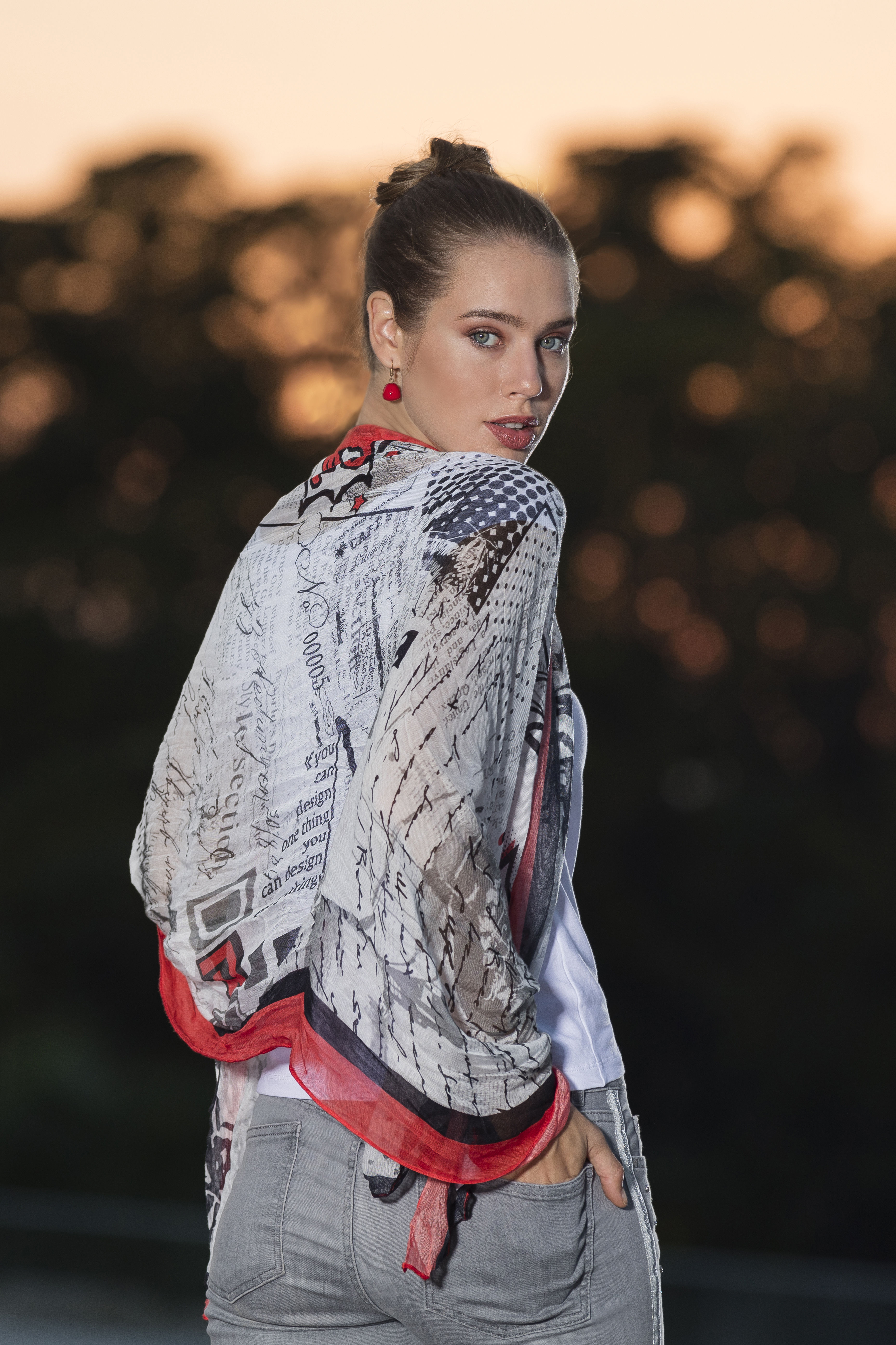 Dolcezza Spring/Summer 2020: Simply Art Scarves (Most Ship Immed, Many Art Styles!) DOLCEZZA_SIMPLYART_SCARVES_NEW