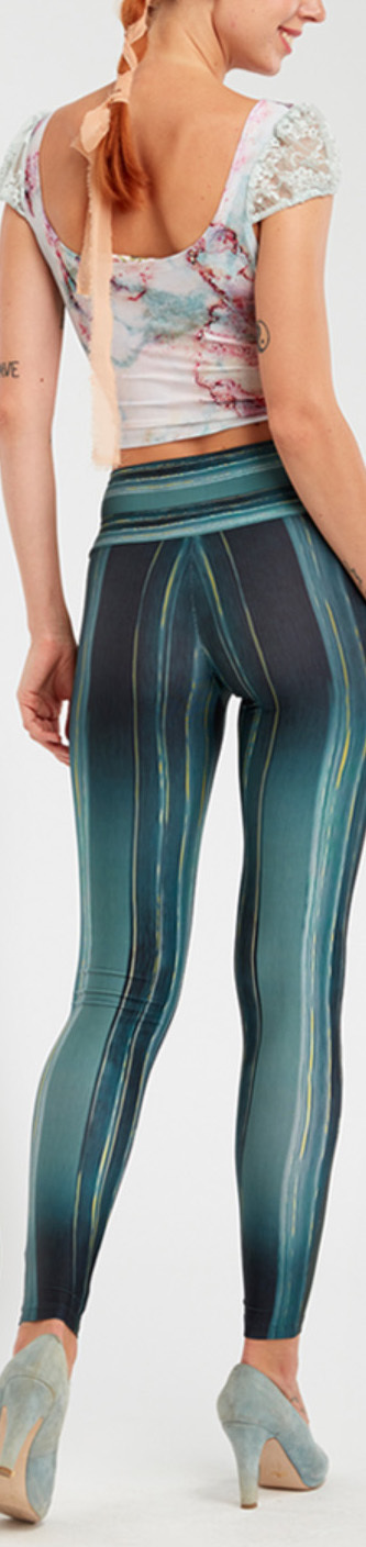 IPNG: Inna Me Rose Reflection Illusion Legging