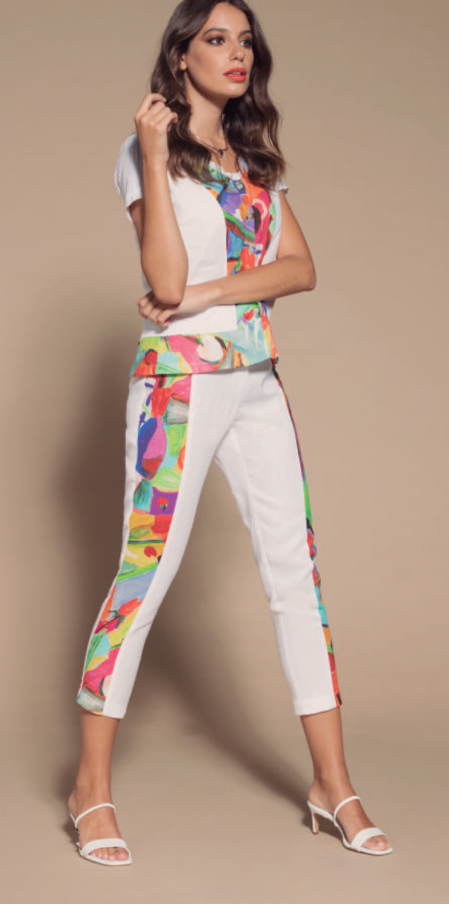 Maloka: Cherry Tulips Cropped Abstract Art Linen Pants