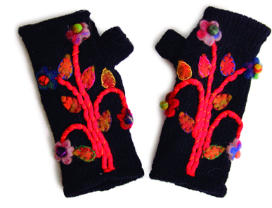 Savage Culture: Rosela Wool Driving Mittens (More Colors!) SAVAGE_GU1903_N2