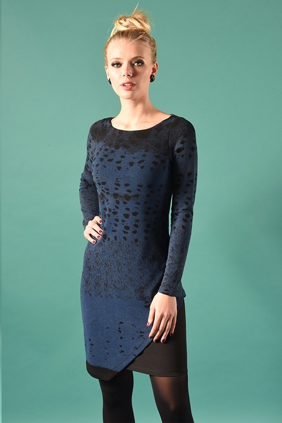 Eroke Italy: Asymmetrical Shades of a Midnight Sky Dress