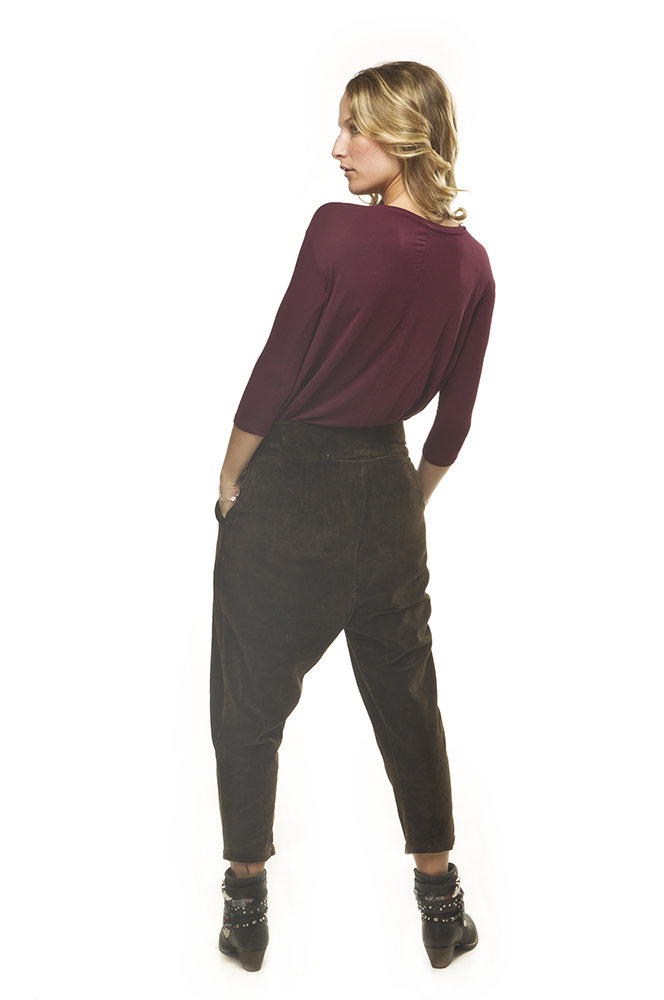 Savage Culture: Rosette Cropped Cotton Pant Antika