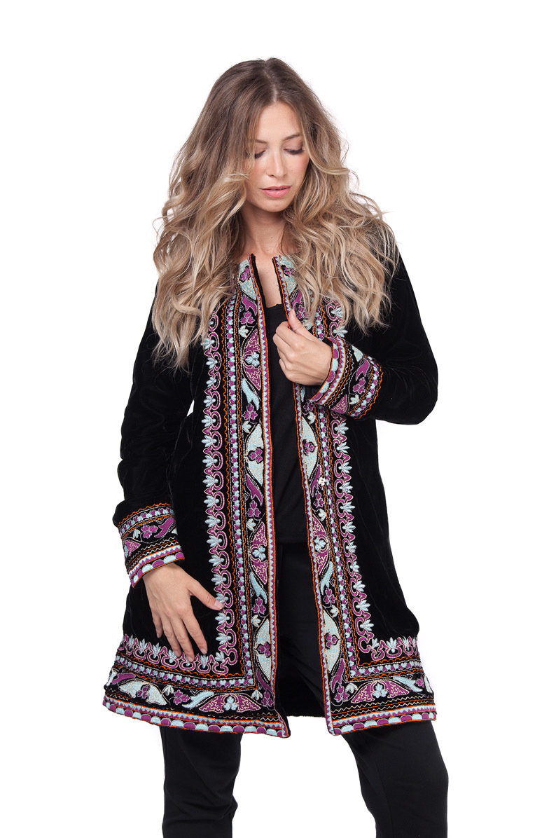 Savage Culture: Purple Pink Lotus Embroidered Long Coat Rhania SAVAGE_33320