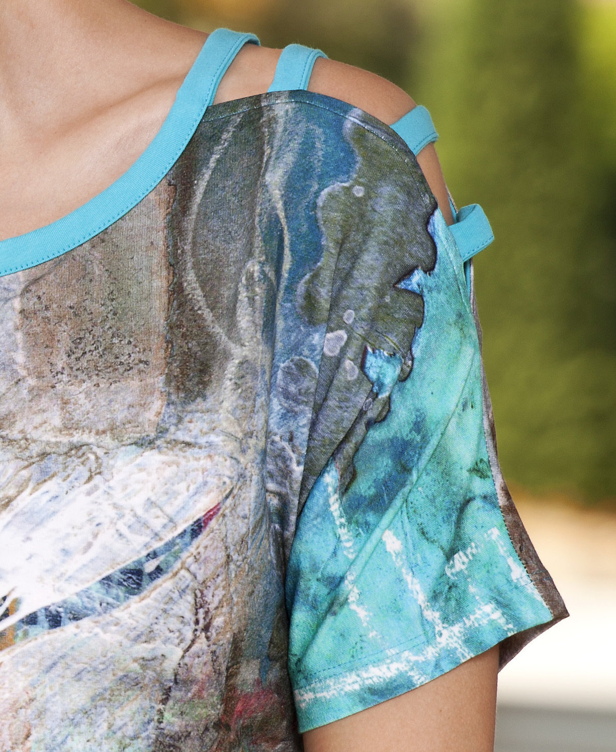 Simply Art Dolcezza: Pink Sand Beach Abstract Art Cutout Shoulder Tunic SOLD OUT