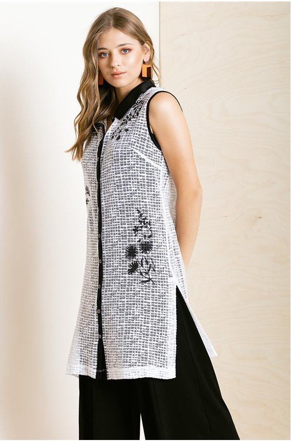 Maloka: Flower Embroidered Buttoned Down Long Tunic MK_KHAL