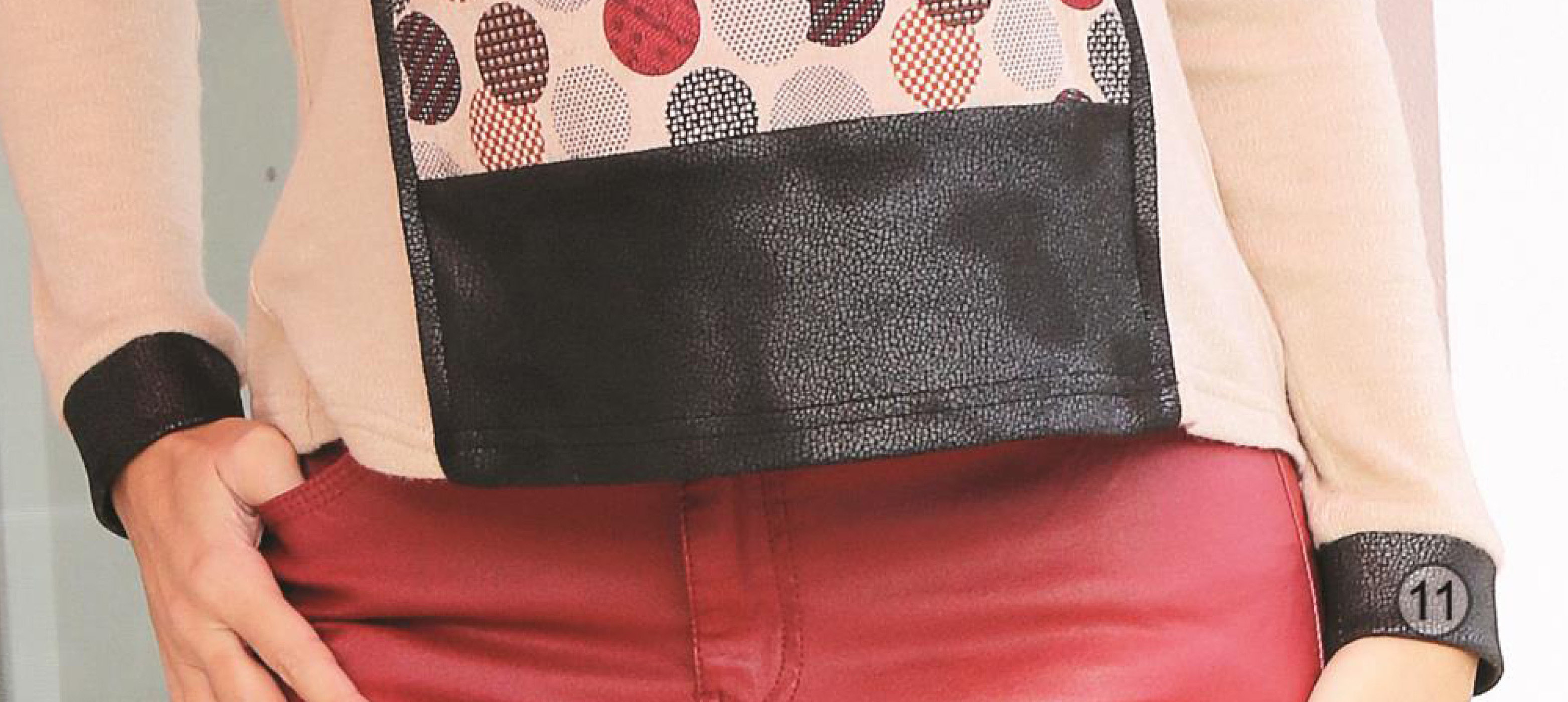 S'Quise Paris: Liquid Leather Outlined Keyhole Top