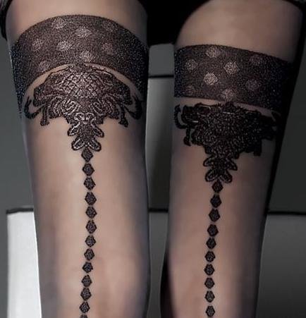 Fiore: Crystal Chandelier Semi-Opaque Patterned Tights