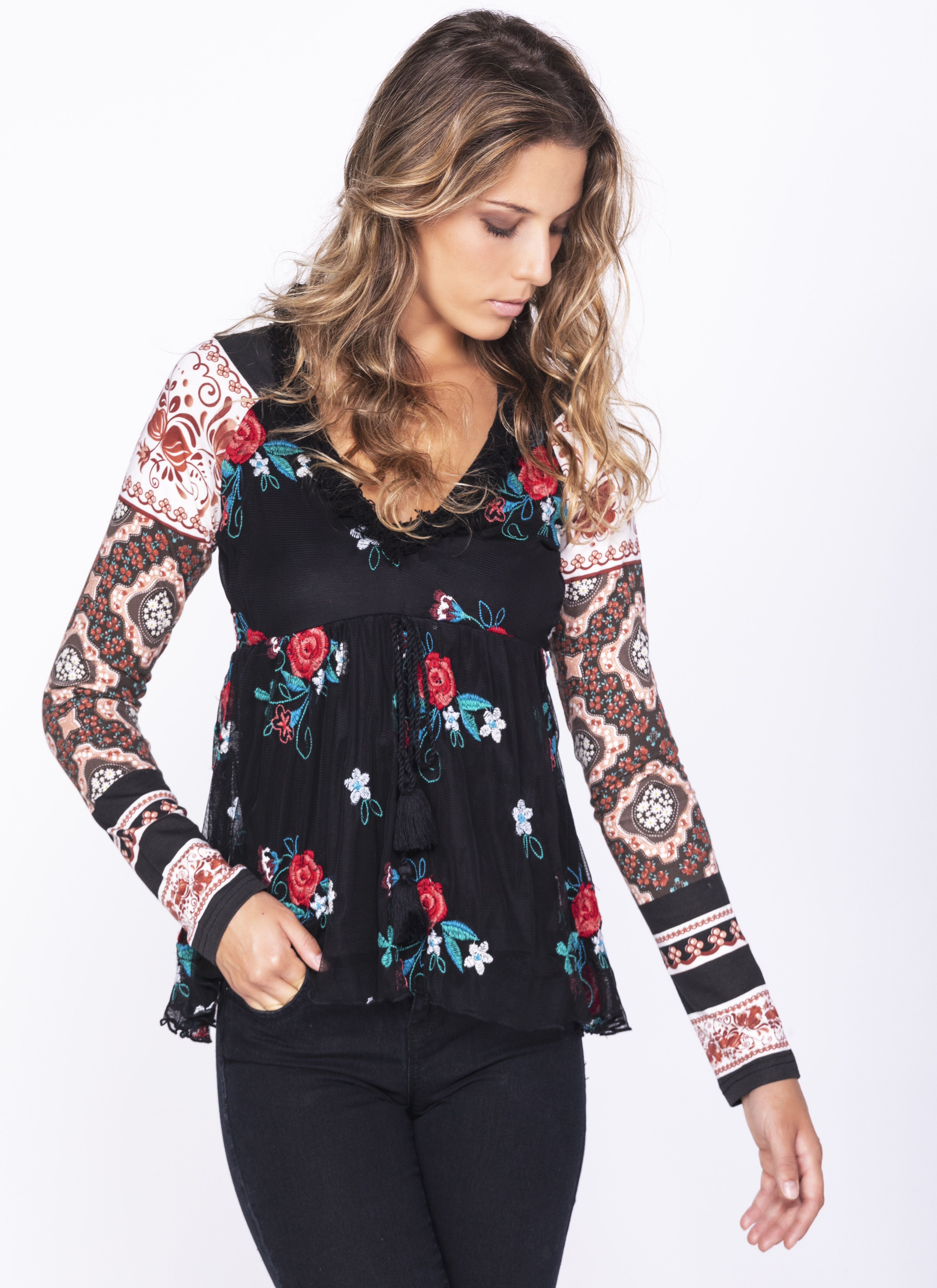 Savage Culture: Little Black Rosette Fit & Flare Tunic San Petersburgo SAVAGE_35077