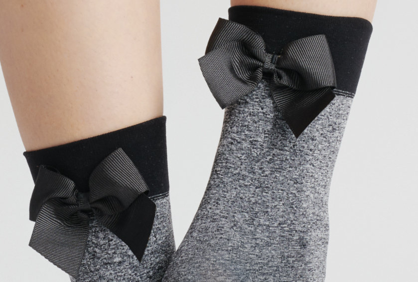 Fiore: Little Black Satin Bow 3D Melange Socks