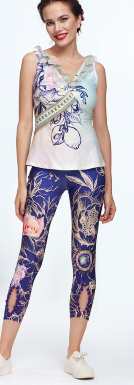IPNG: Winter Rose Garden Peek-A-Boo Lokoometric Illusion Legging