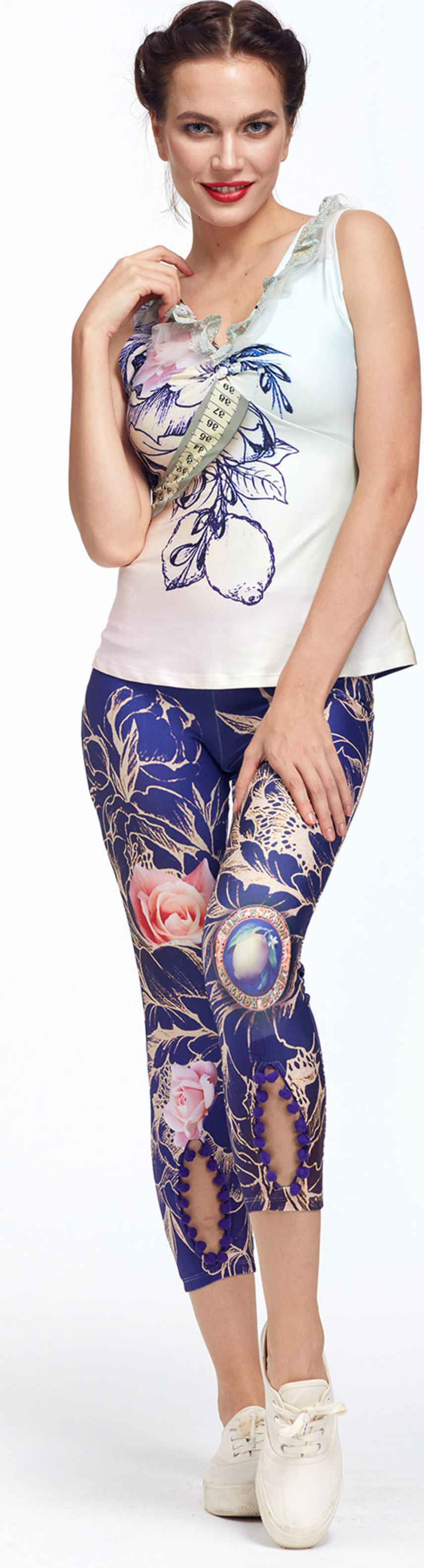 IPNG: Winter Rose Garden Peek-A-Boo Lokoometric Illusion Legging