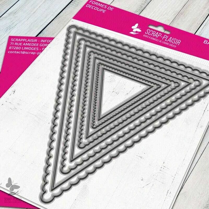 Set de 8 matrices de découpes dies grands fanions triangles - 14,5x14,5cm Set de 8 matrices de découpes dies grands fanions triangles - 14,5x14,5cm