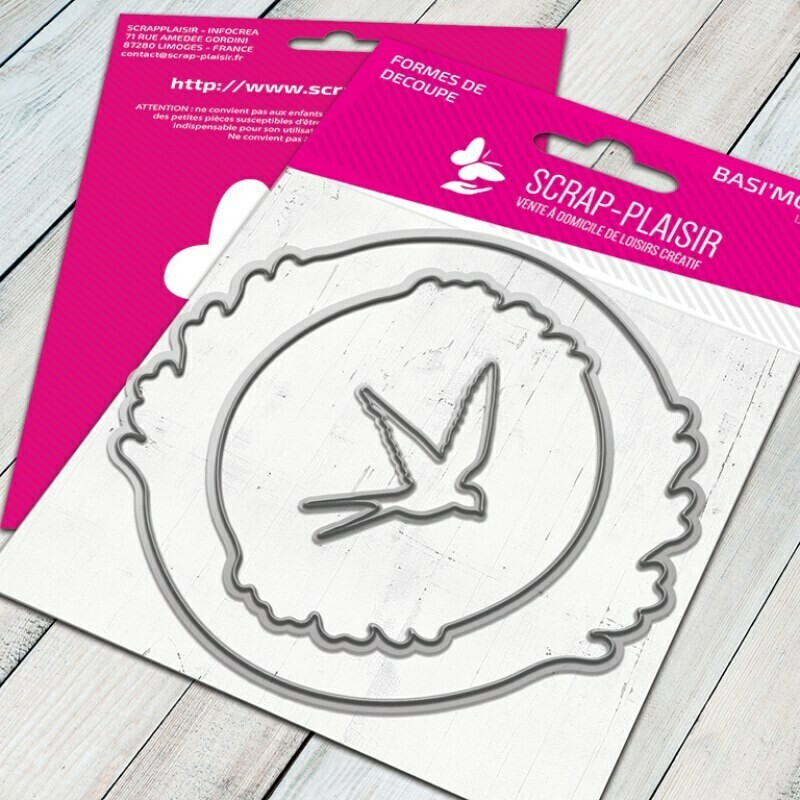 Set de 3 matrices de découpes dies combi cadres couronnes de feuilles Set de 3 matrices de découpes dies combi cadres couronnes de feuilles
