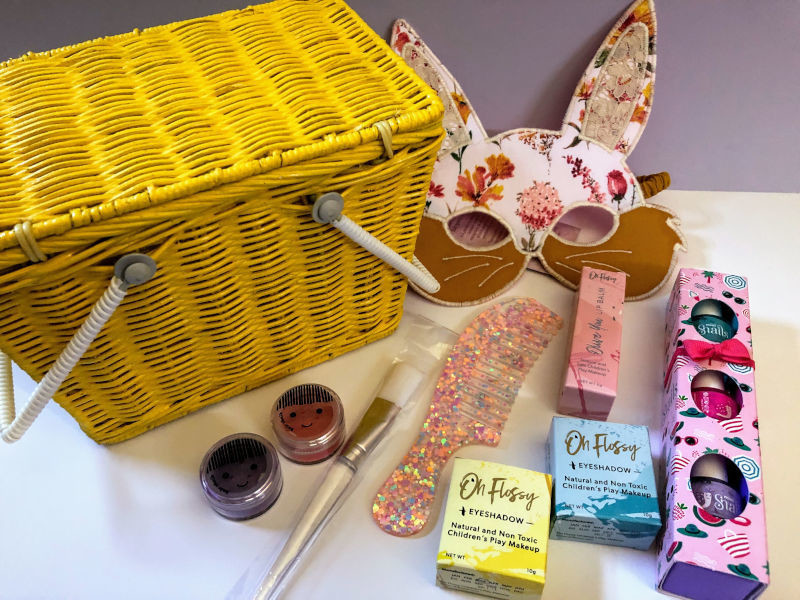 Play Makeup Gift Basket - Piki Yellow Play Makeup Gift Basket - Piki Yellow