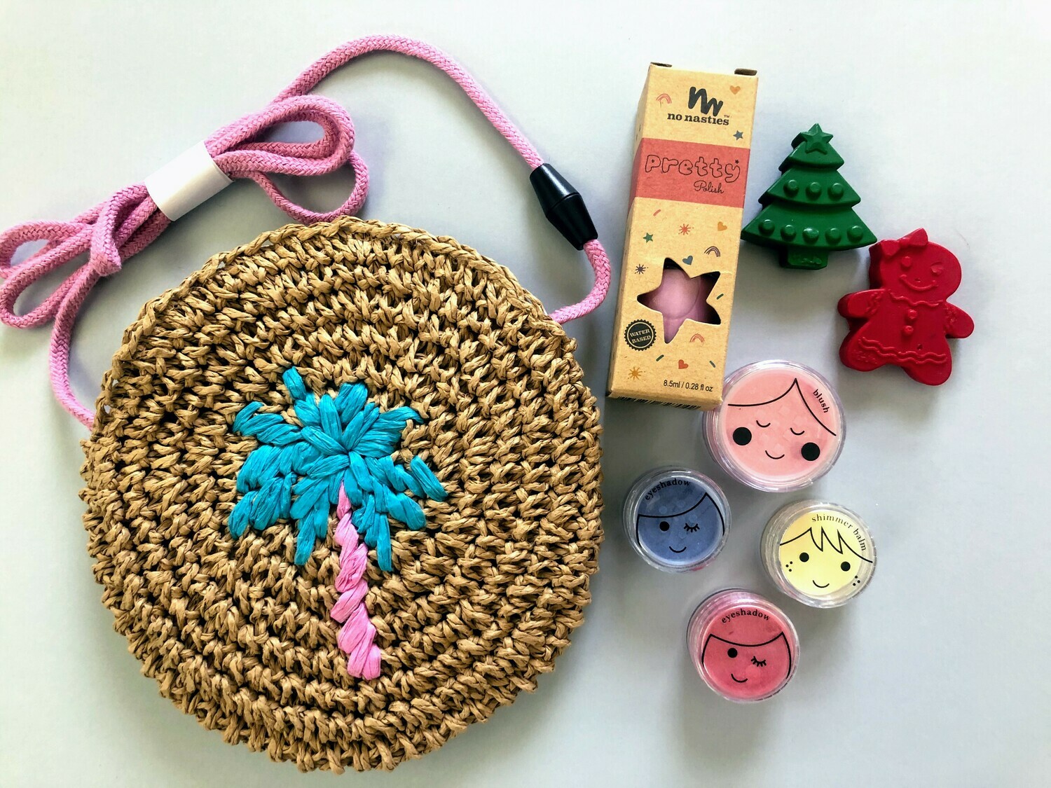 Play Makeup Gift Bag - Straw Palm Tree Play Makeup Gift Bag - Straw Palm Tree