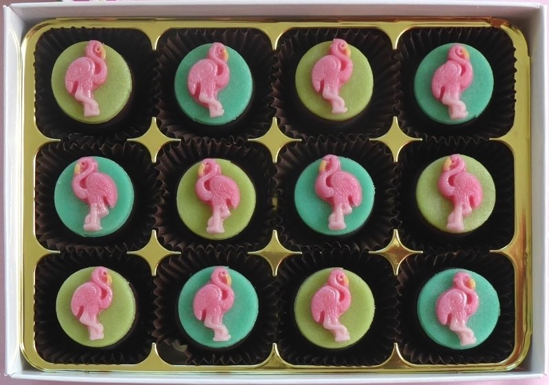 Pretty Flamingo - marzipan chocolates 00013