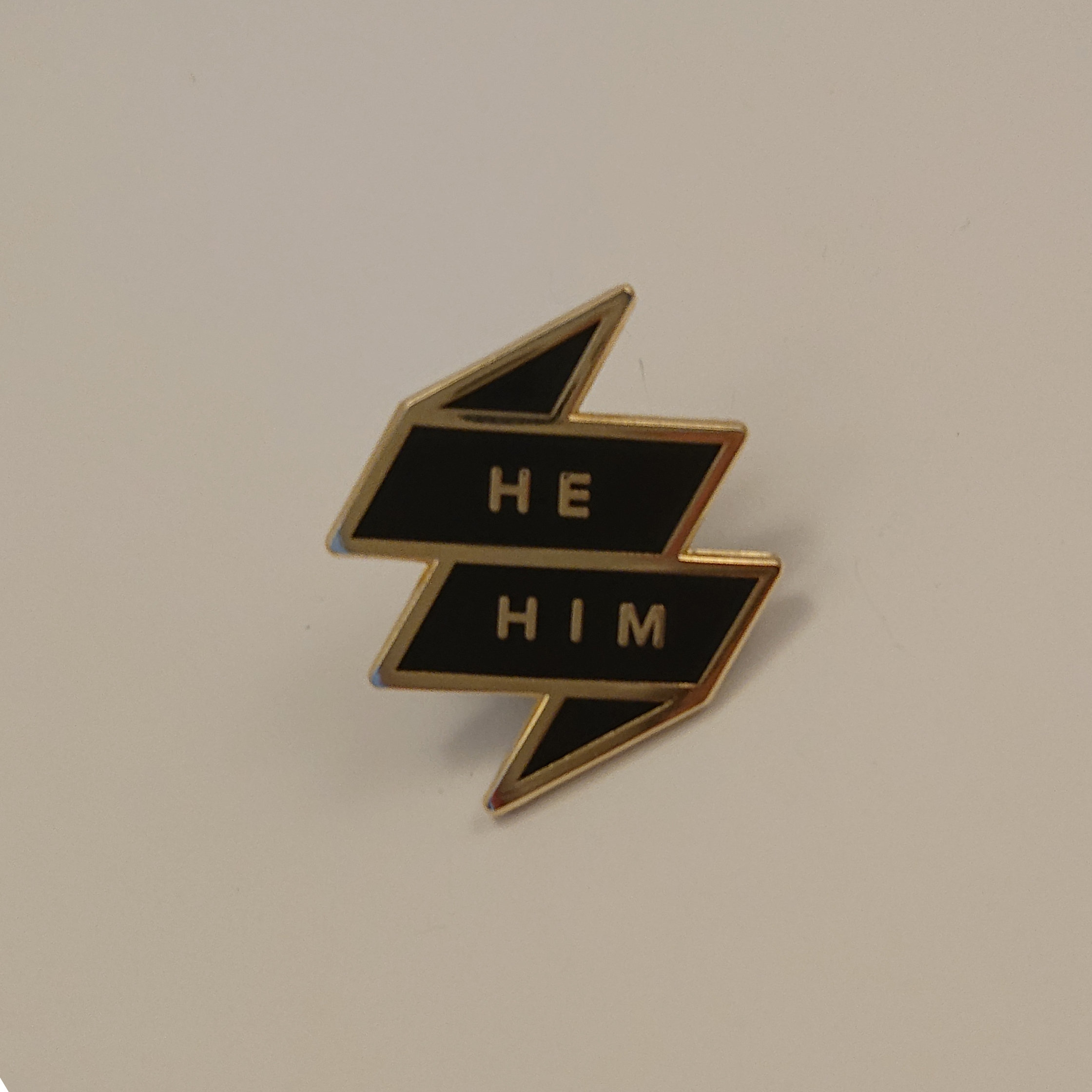 Pronoun Badge - He/Him Black 00012