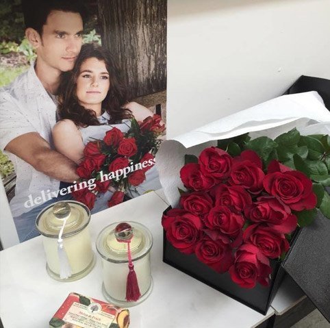 12 Long Stemmed Roses presented in a Gift Box