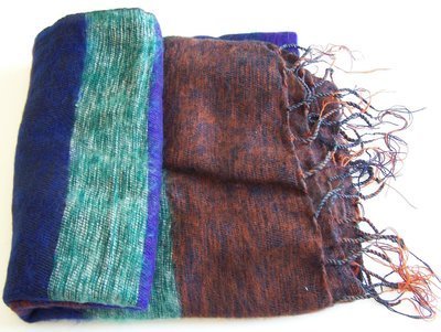 Hand Loom Woolen Shawl Hand Loom Woolen Shawl