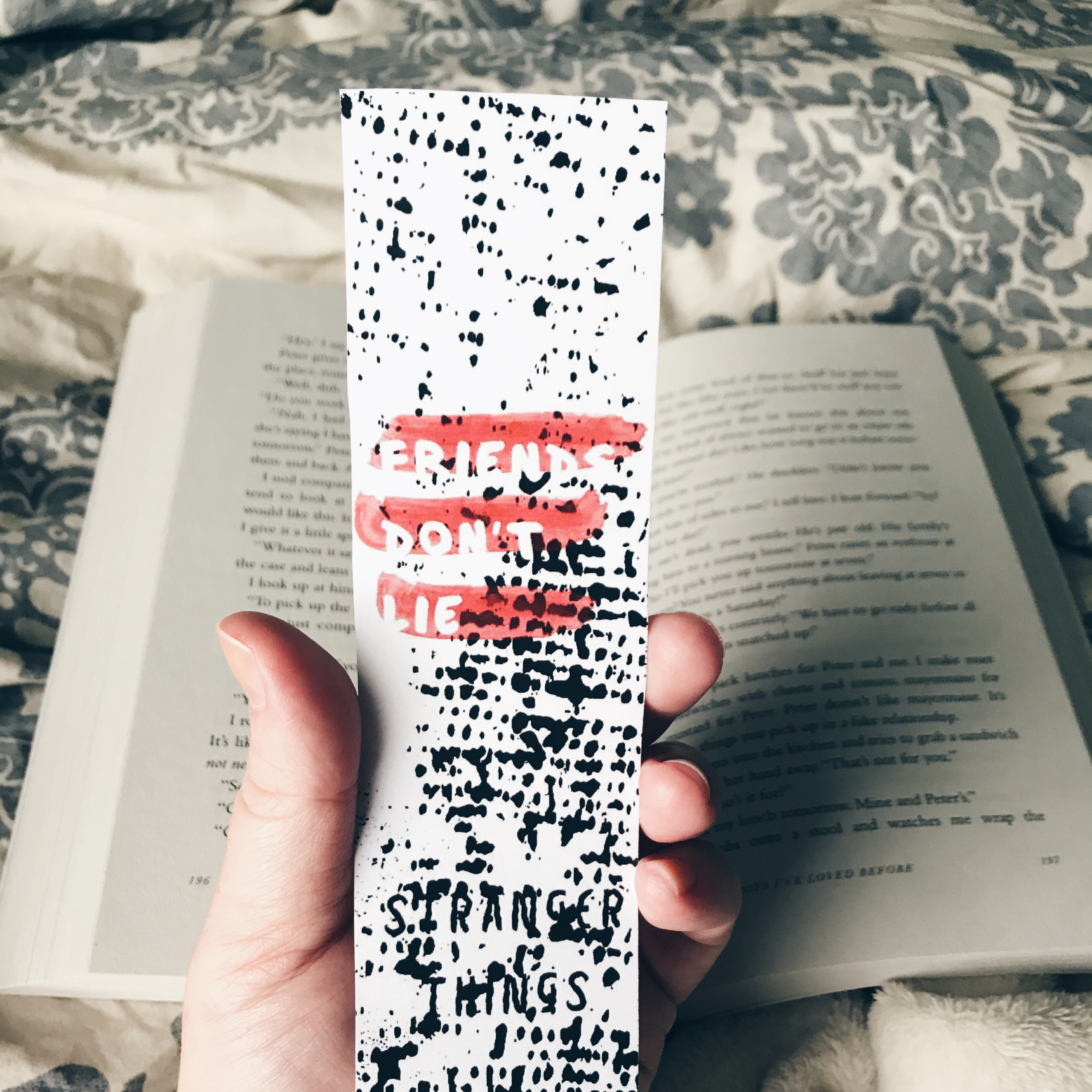 Red Grunge Bookmarks