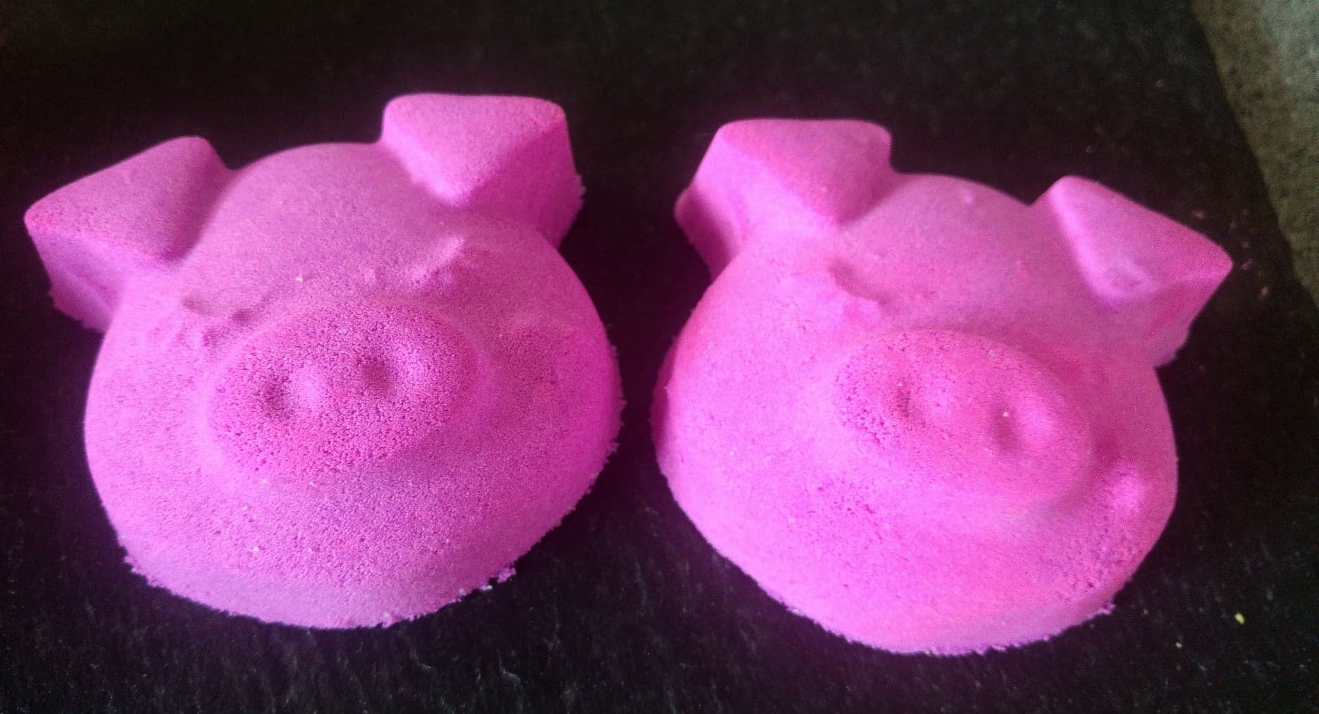 cute little pig 1 £2 each 00107