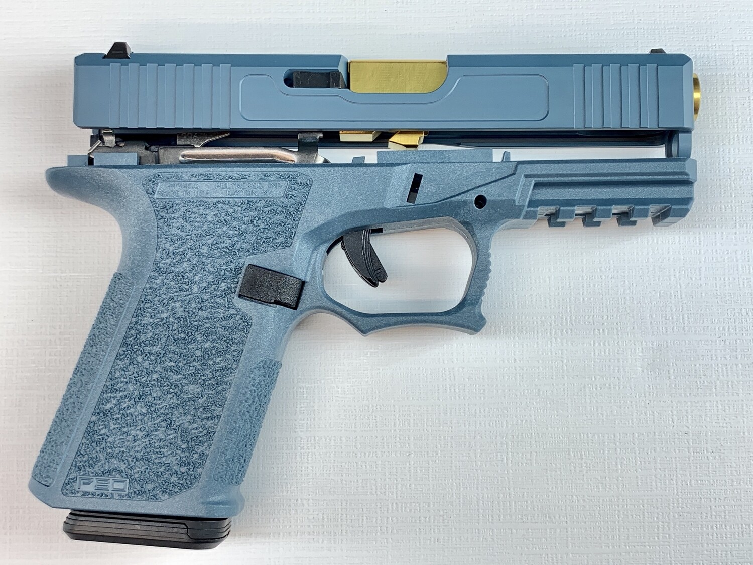 Patriot G19 80% Pistol Build Kit Gold Tin 9mm Barrel - Polymer80 PF940C - Jesse James Blue - 10rd Mag Patriot G19 80% Pistol Build Kit Gold Tin 9mm Barrel - Polymer80 PF940C - Jesse James Blue - 10rd Mag