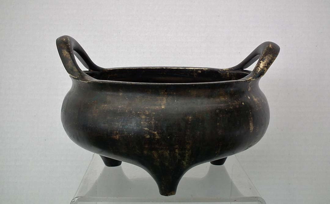 SOLD Antique Chinese Bronze Tripod Incense Burner Censer Qing Dynasty 17th -19th century