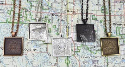 1 Inch (25mm) Square Pendant Tray With 24 Inch Rolo Chain & Dome Glass 00022