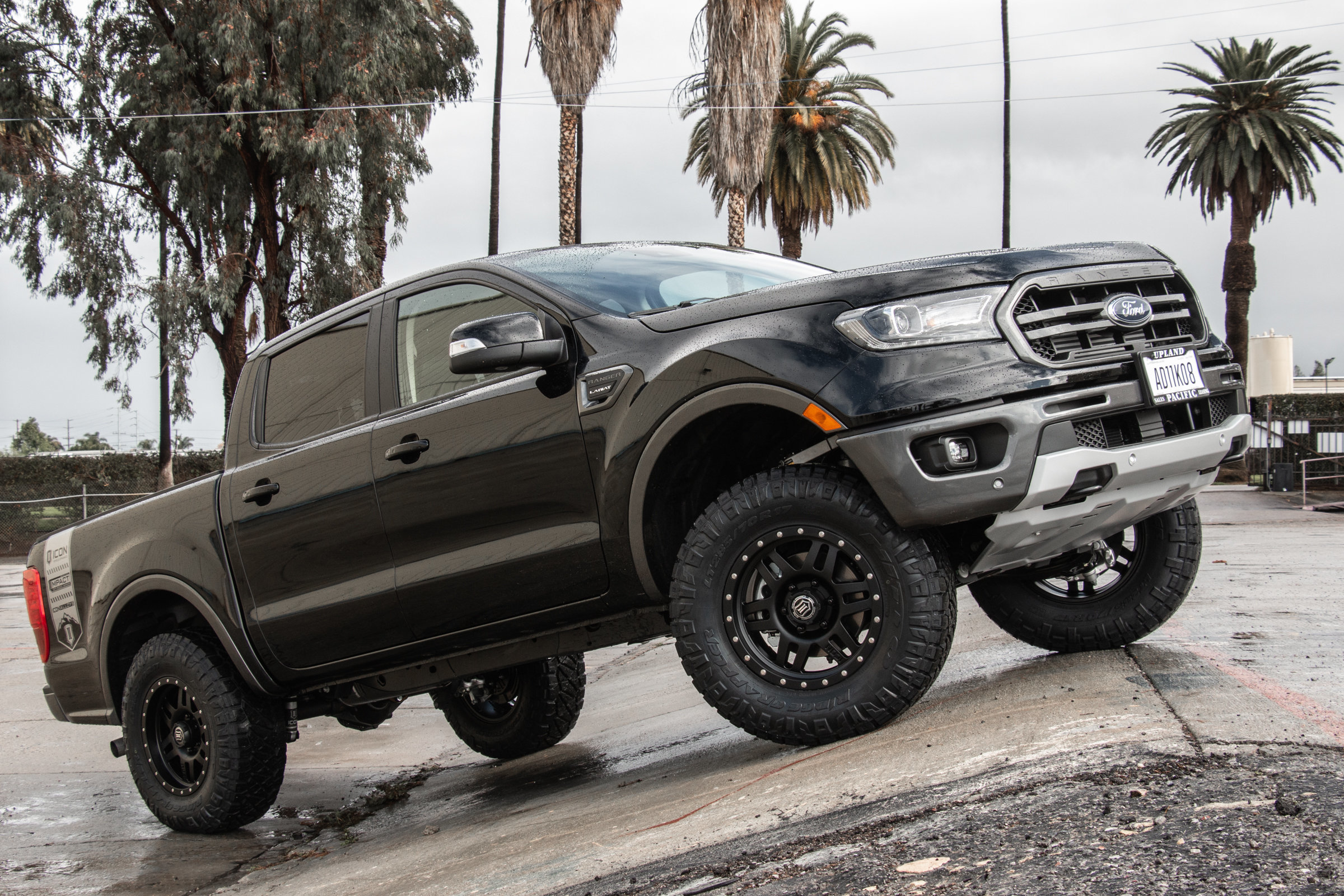2017 Ford Super Duty F-350 Lariat by Hellwig Suspension Products 96527
